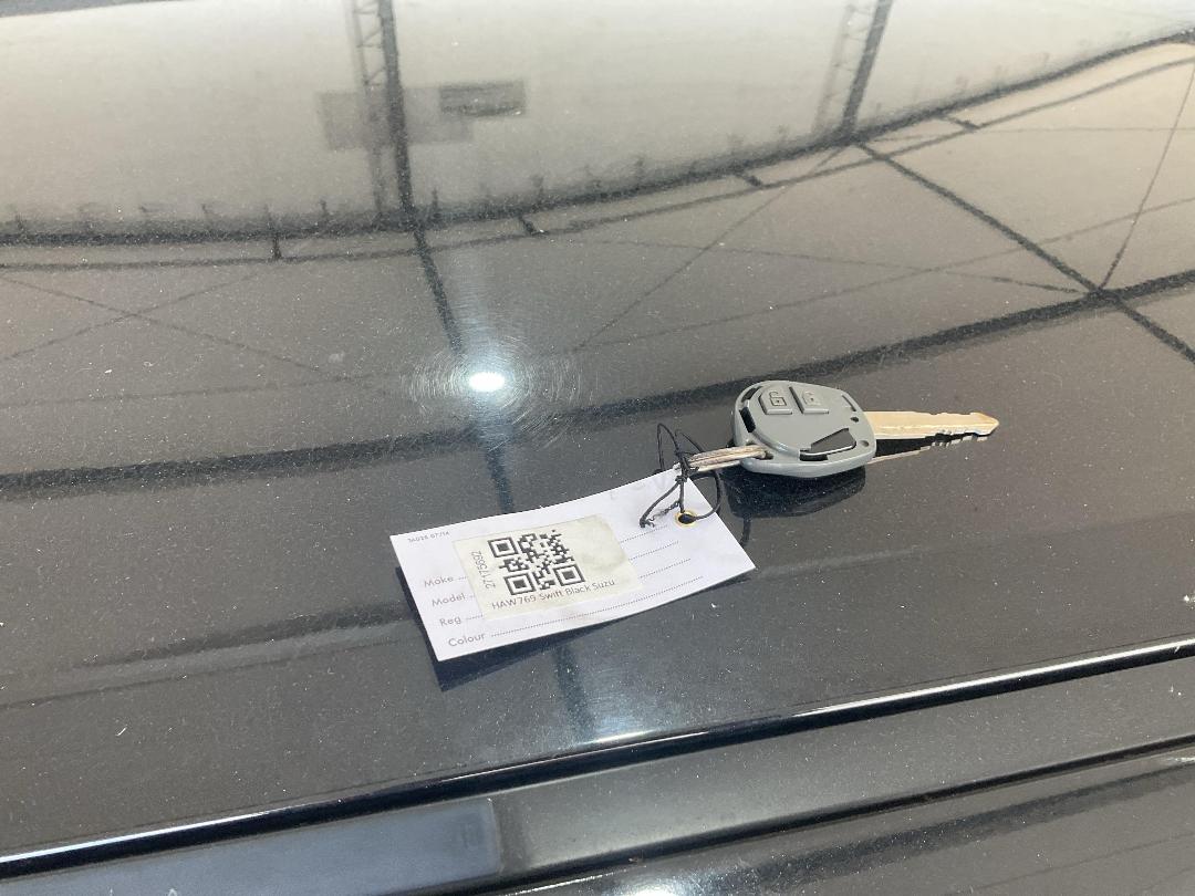 Photo '19' of Suzuki Swift GL