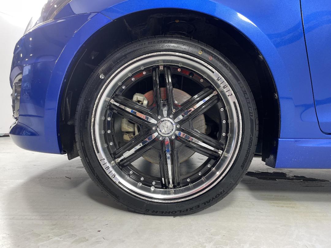 Photo '10' of Suzuki Swift