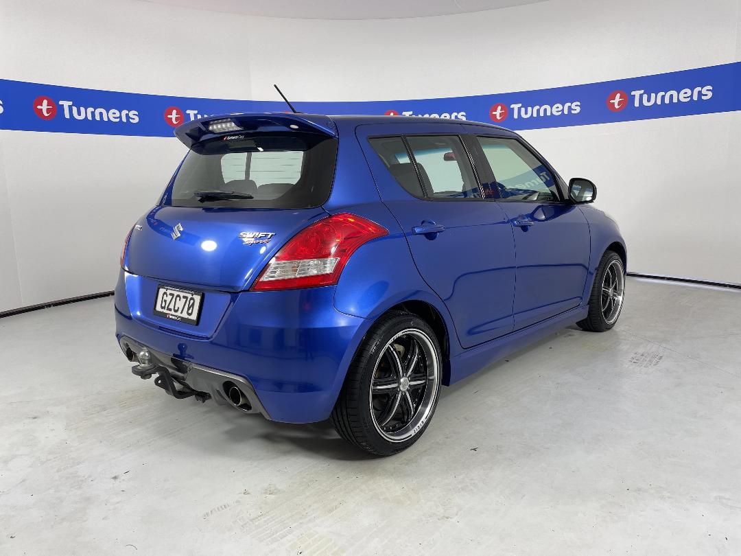 Photo '7' of Suzuki Swift