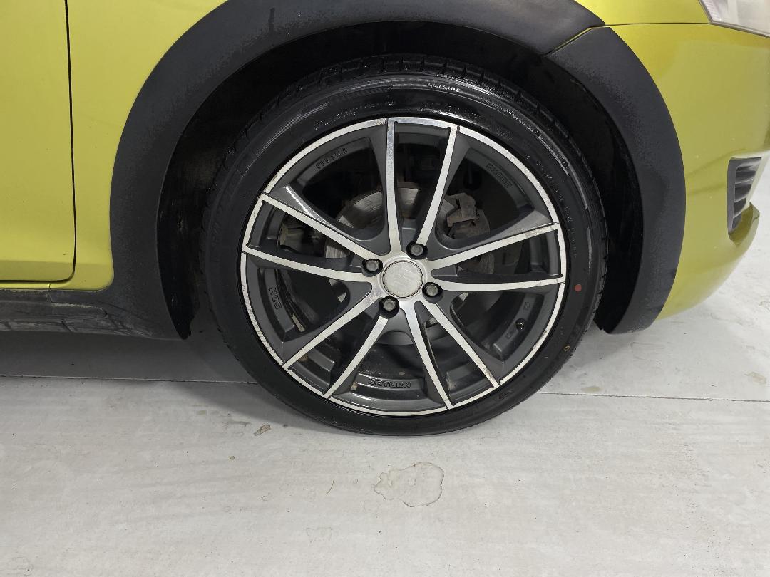 Photo '9' of Suzuki Swift Photo '9' of Suzuki Swift