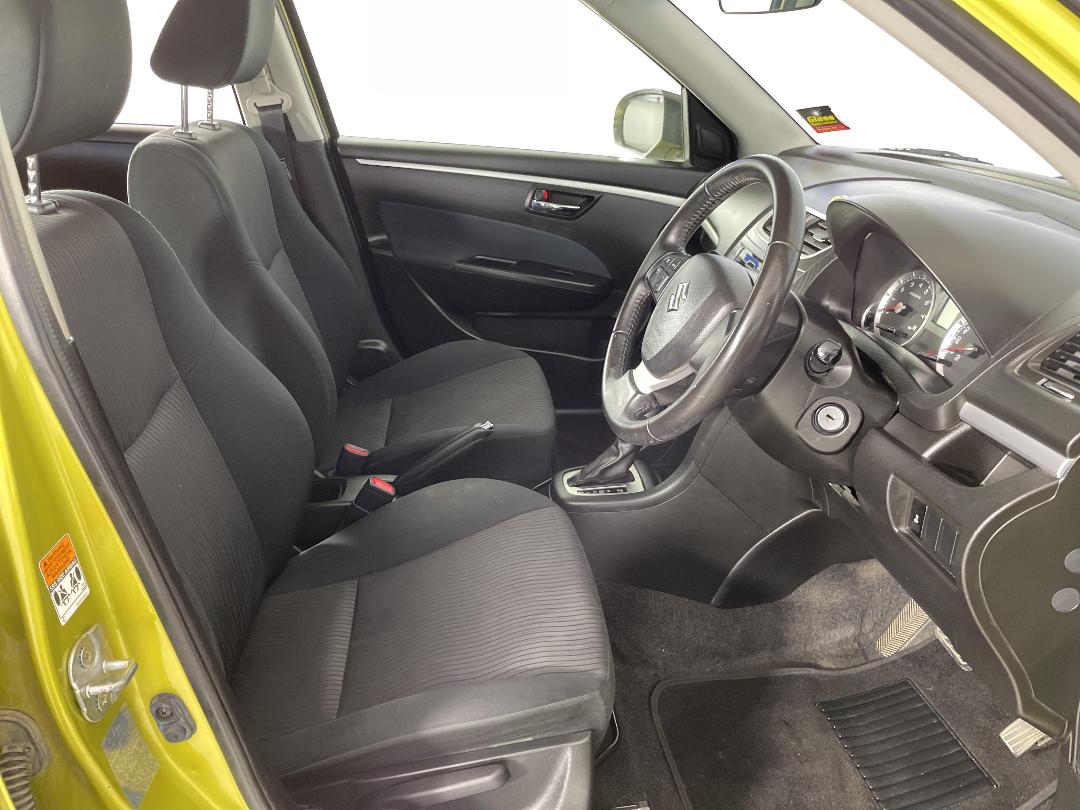 Photo '16' of Suzuki Swift Photo '16' of Suzuki Swift