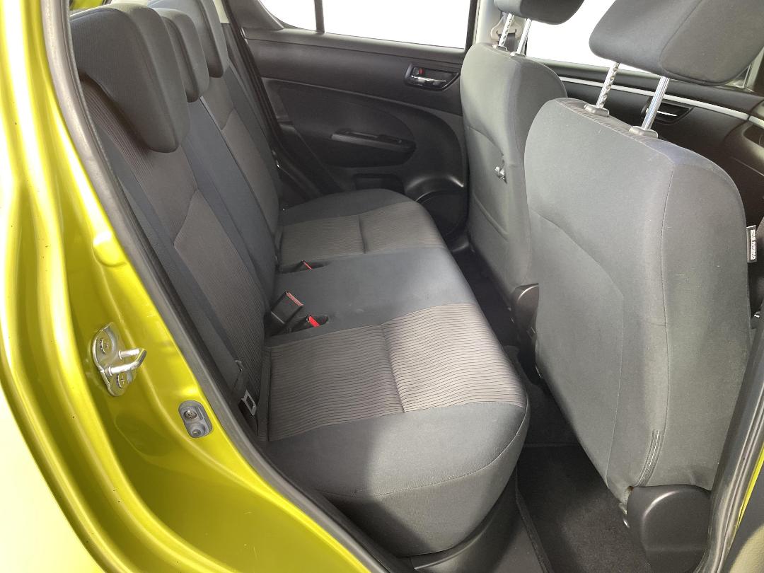 Photo '20' of Suzuki Swift Photo '20' of Suzuki Swift