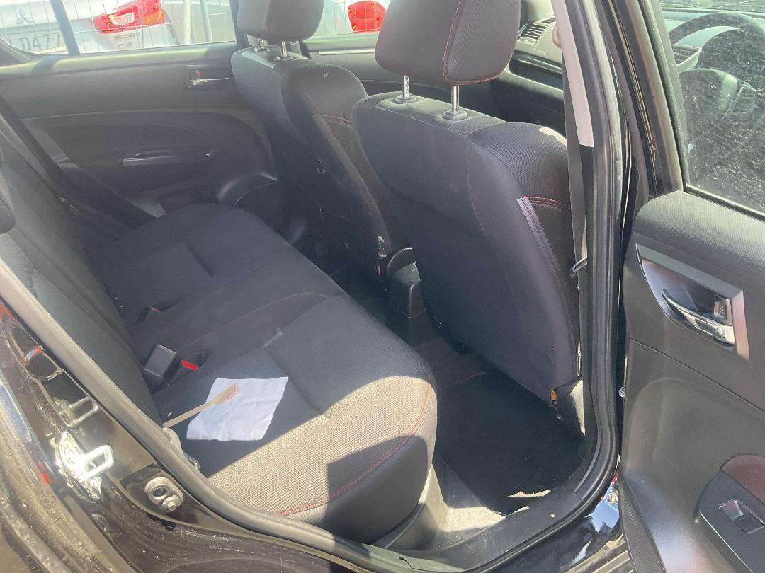 Photo '11' of Suzuki Swift Sport Photo '11' of Suzuki Swift Sport