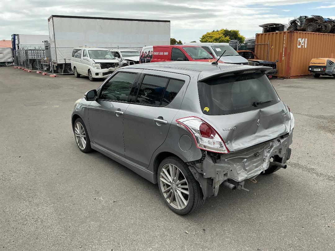 Photo '4' of Suzuki Swift Sport