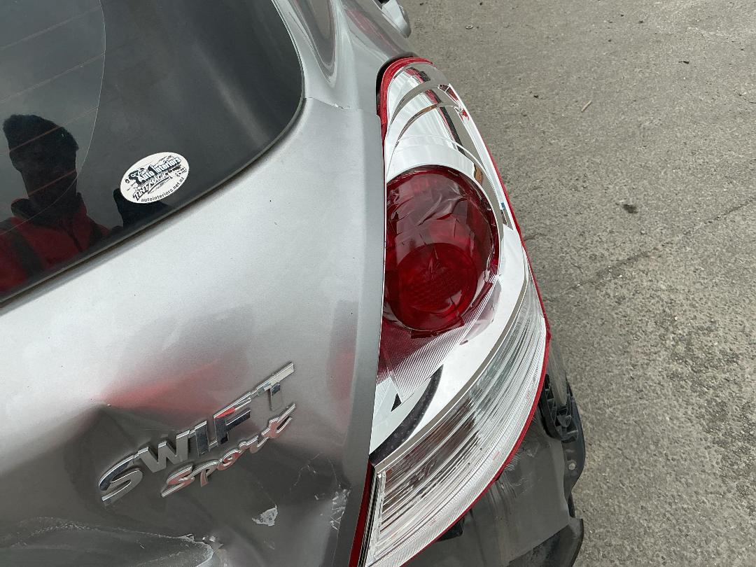 Photo '9' of Suzuki Swift Sport