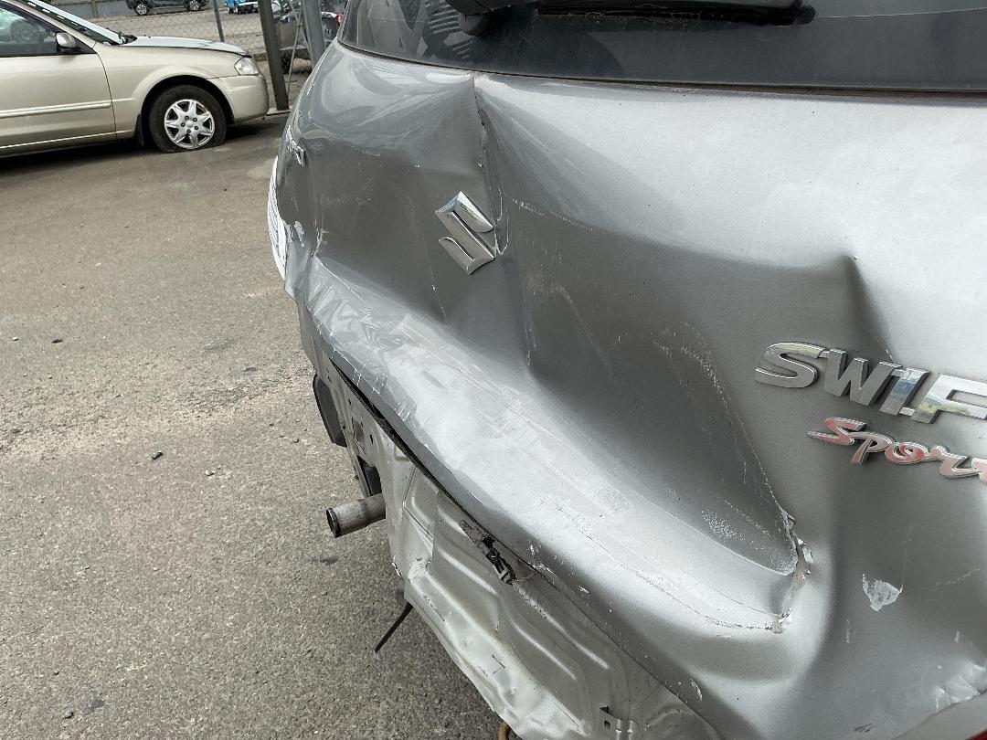 Photo '8' of Suzuki Swift Sport