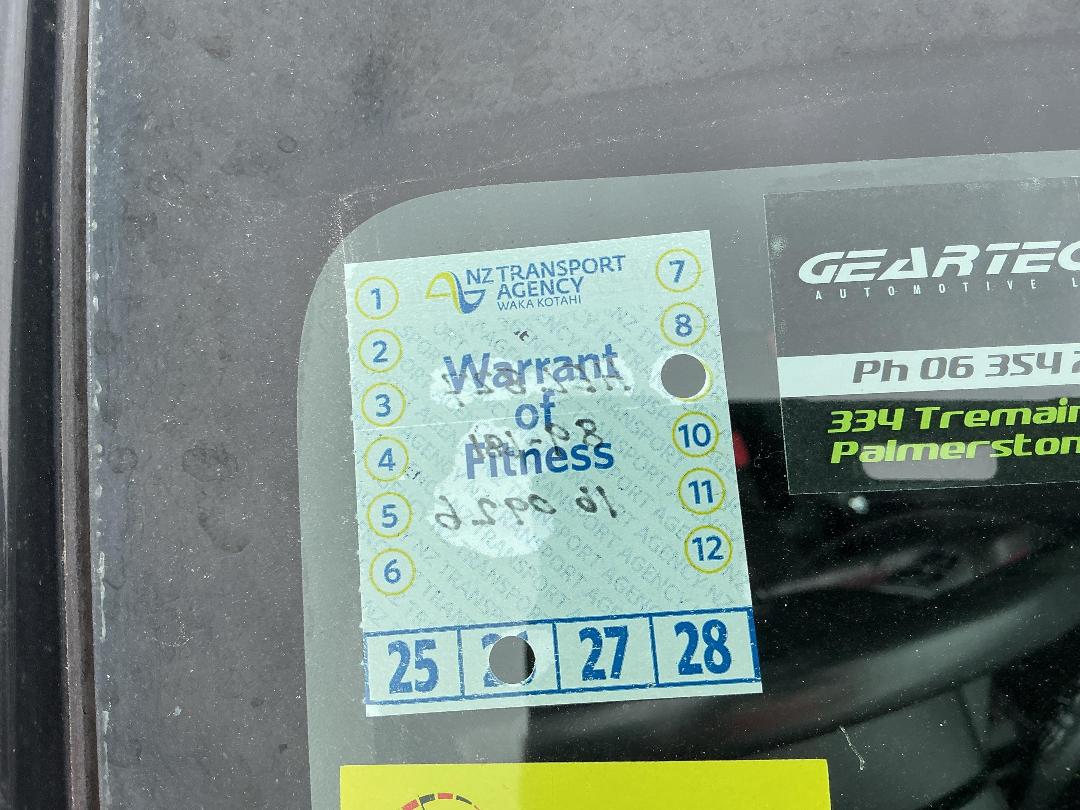 Photo '19' of Suzuki Swift Sport