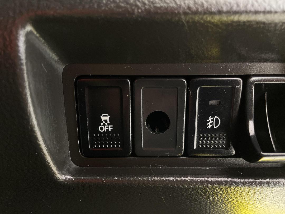 Photo '23' of Suzuki Swift