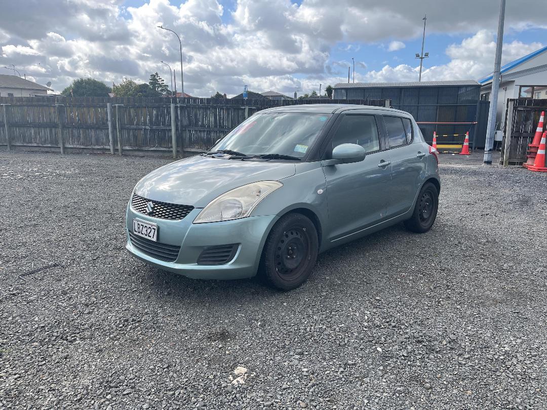 Photo '3' of Suzuki Swift 1200