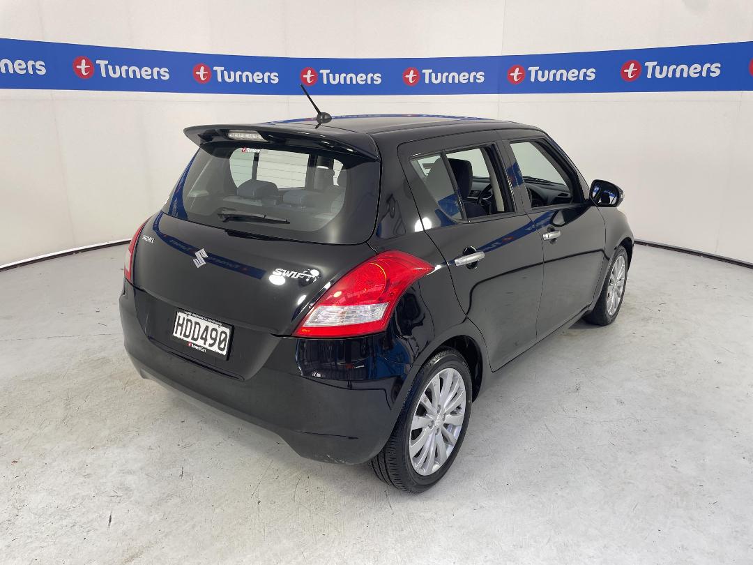 Photo '7' of Suzuki Swift