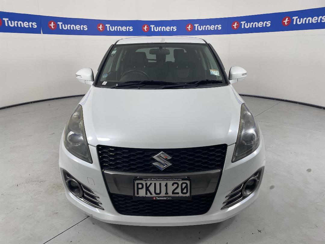 Photo '2' of Suzuki Swift