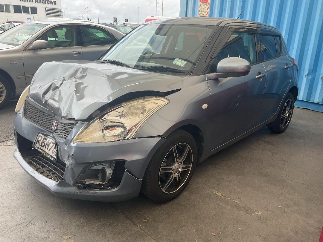 Photo '5' of Suzuki Swift