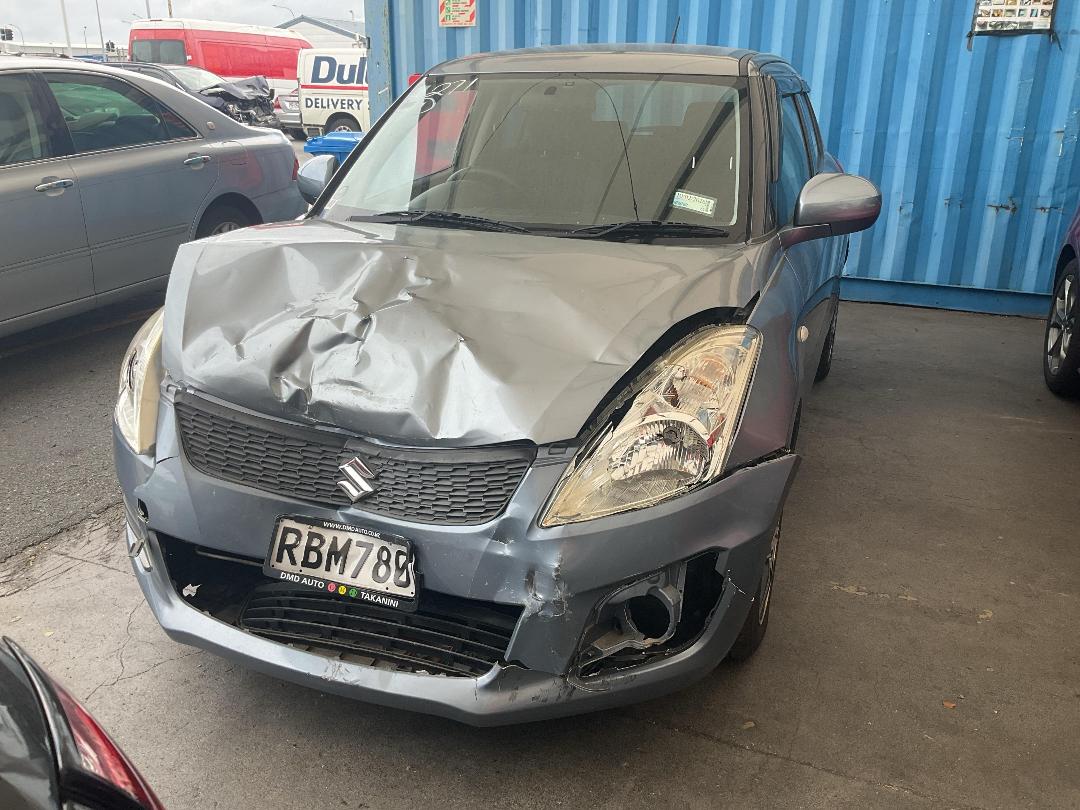 Photo '4' of Suzuki Swift