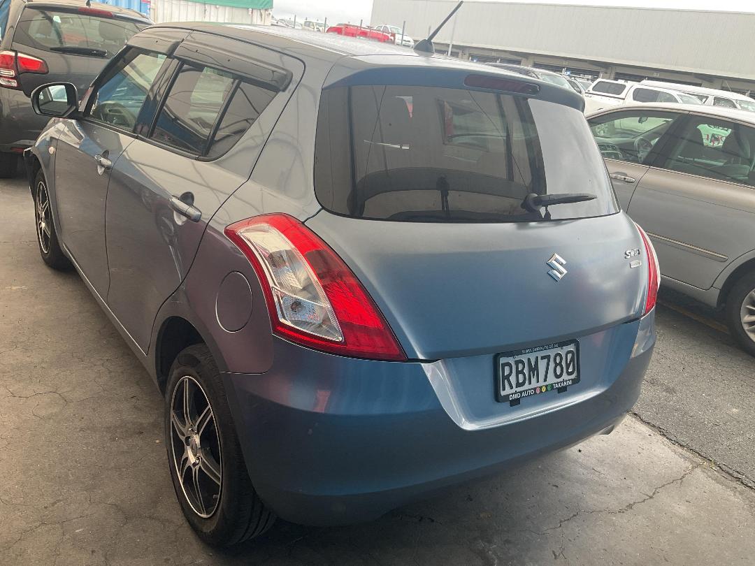 Photo '14' of Suzuki Swift