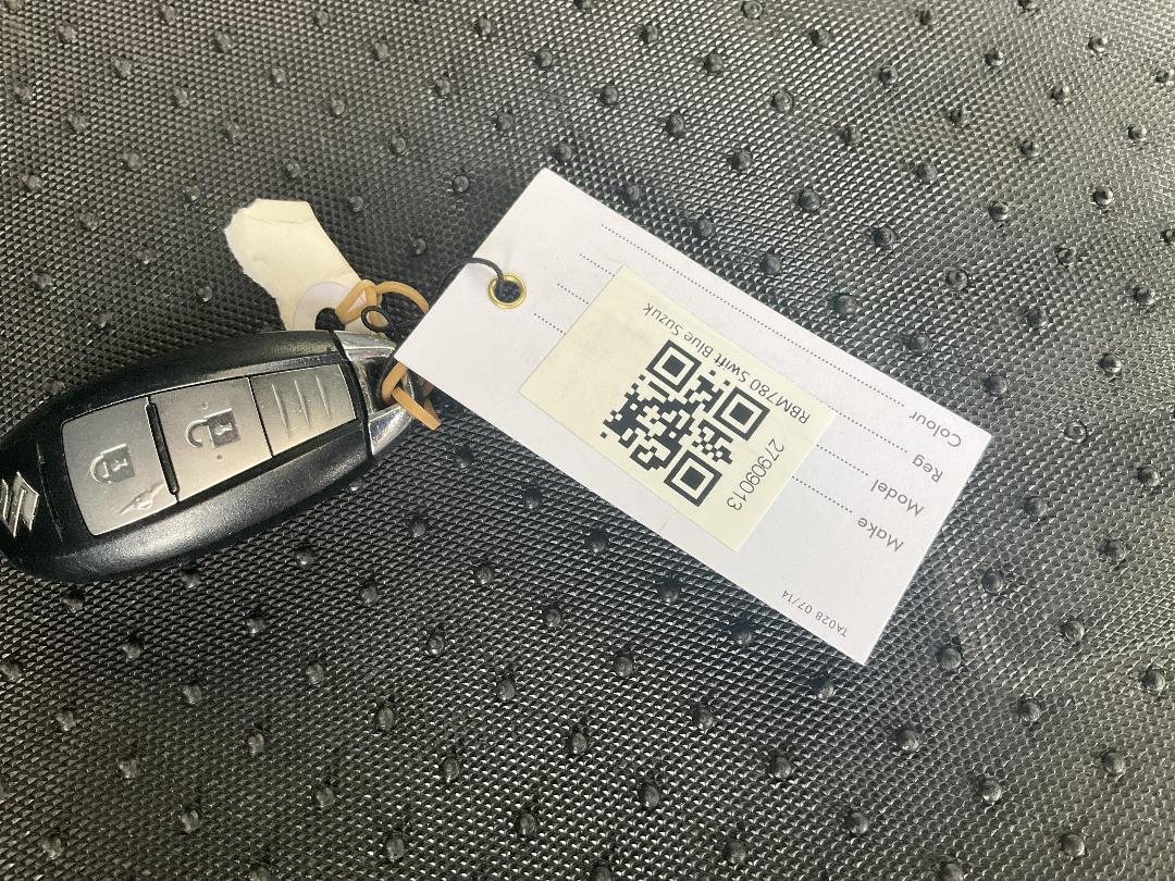 Photo '29' of Suzuki Swift