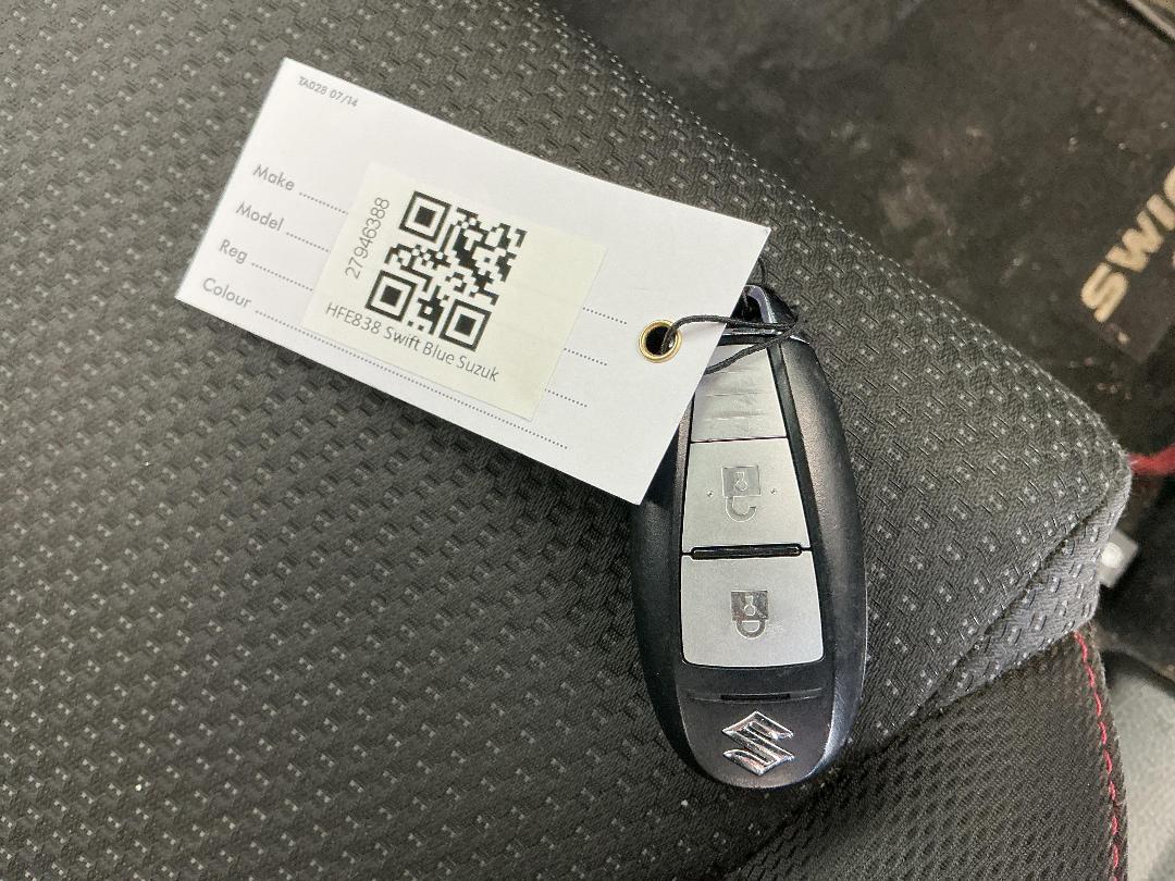 Photo '12' of Suzuki Swift Sport