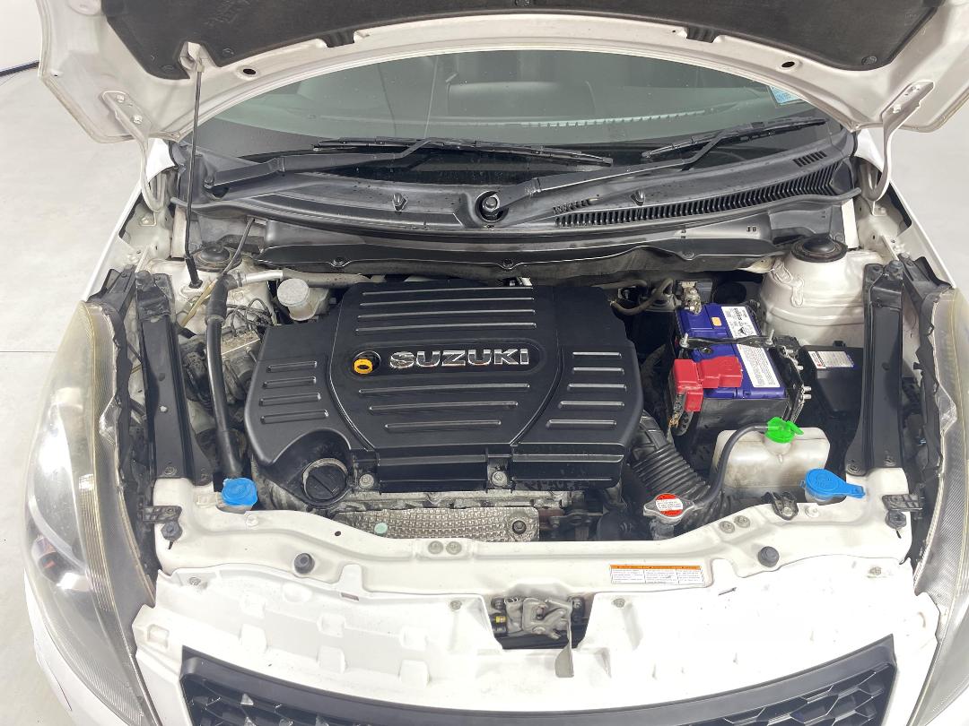 Photo '13' of Suzuki Swift Photo '13' of Suzuki Swift