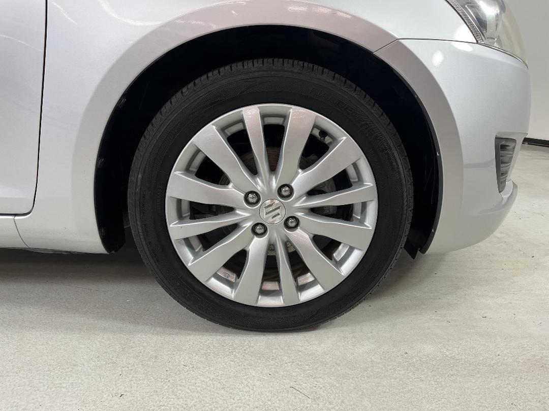 Photo '9' of Suzuki Swift