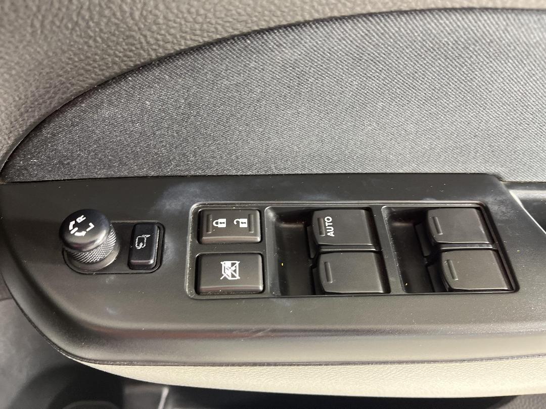 Photo '25' of Suzuki Swift