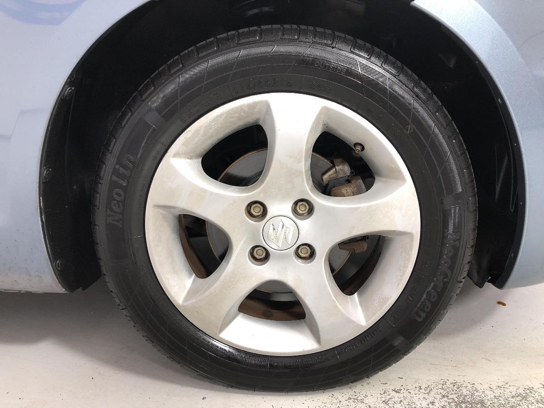 Photo '9' of Suzuki Swift