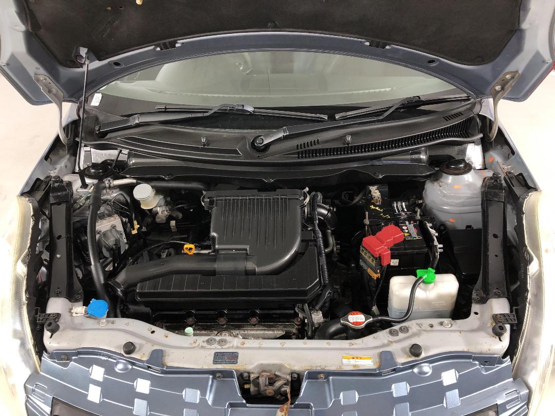 Photo '13' of Suzuki Swift