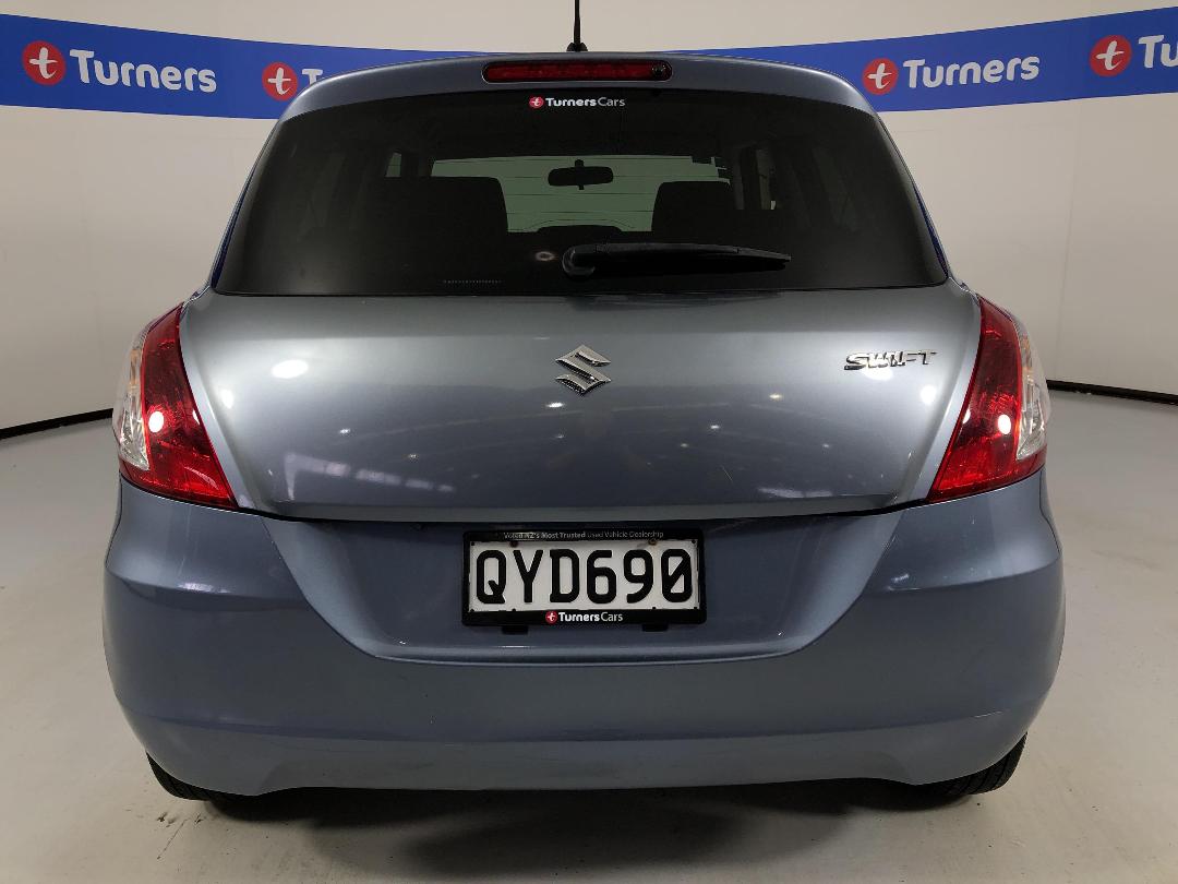 Photo '6' of Suzuki Swift