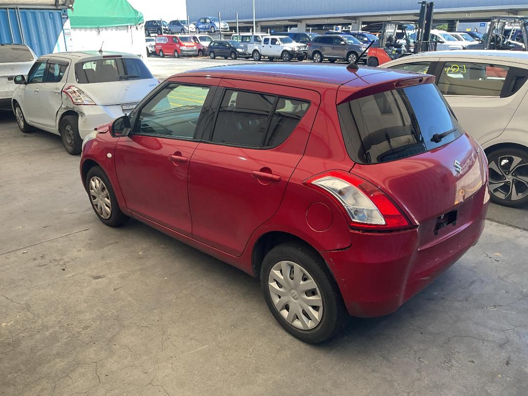 Photo '9' of Suzuki Swift