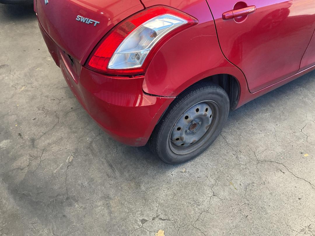 Photo '14' of Suzuki Swift