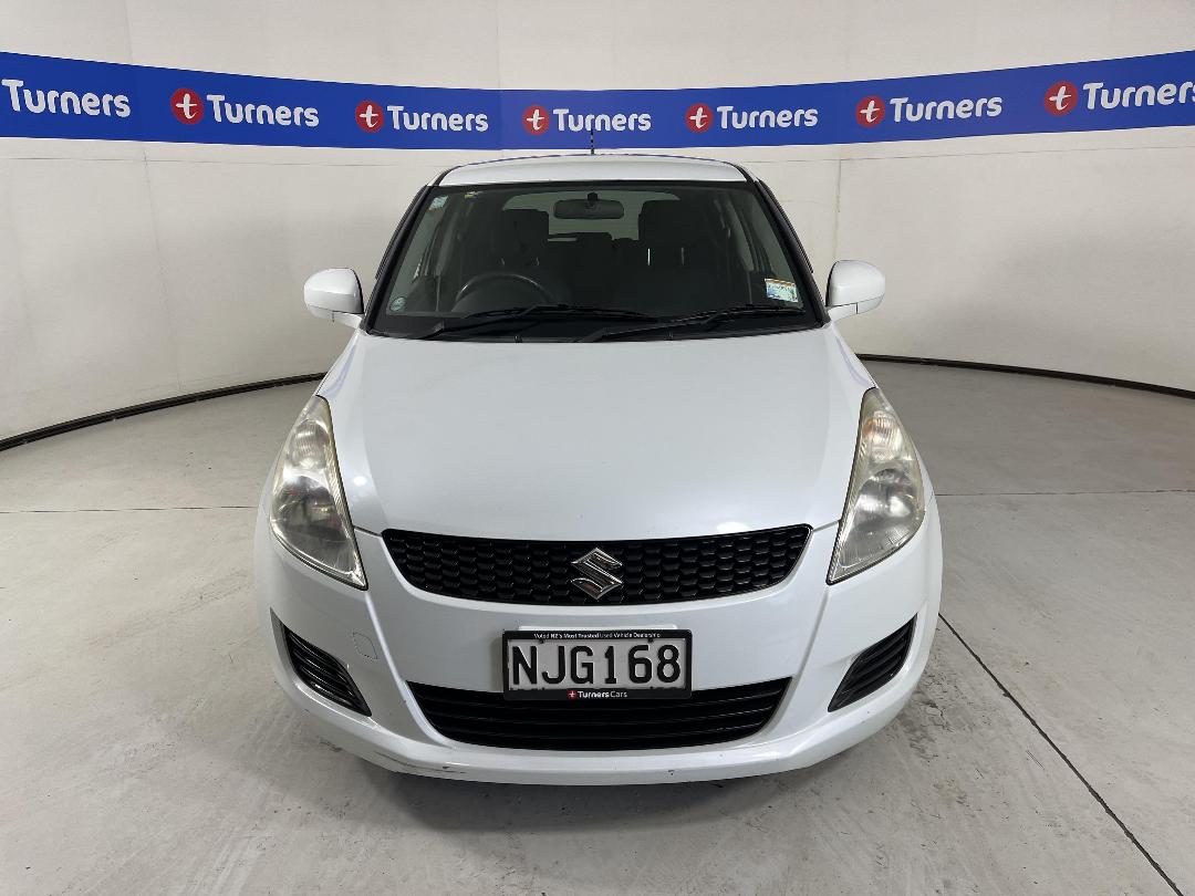 Photo '2' of Suzuki Swift Photo '2' of Suzuki Swift