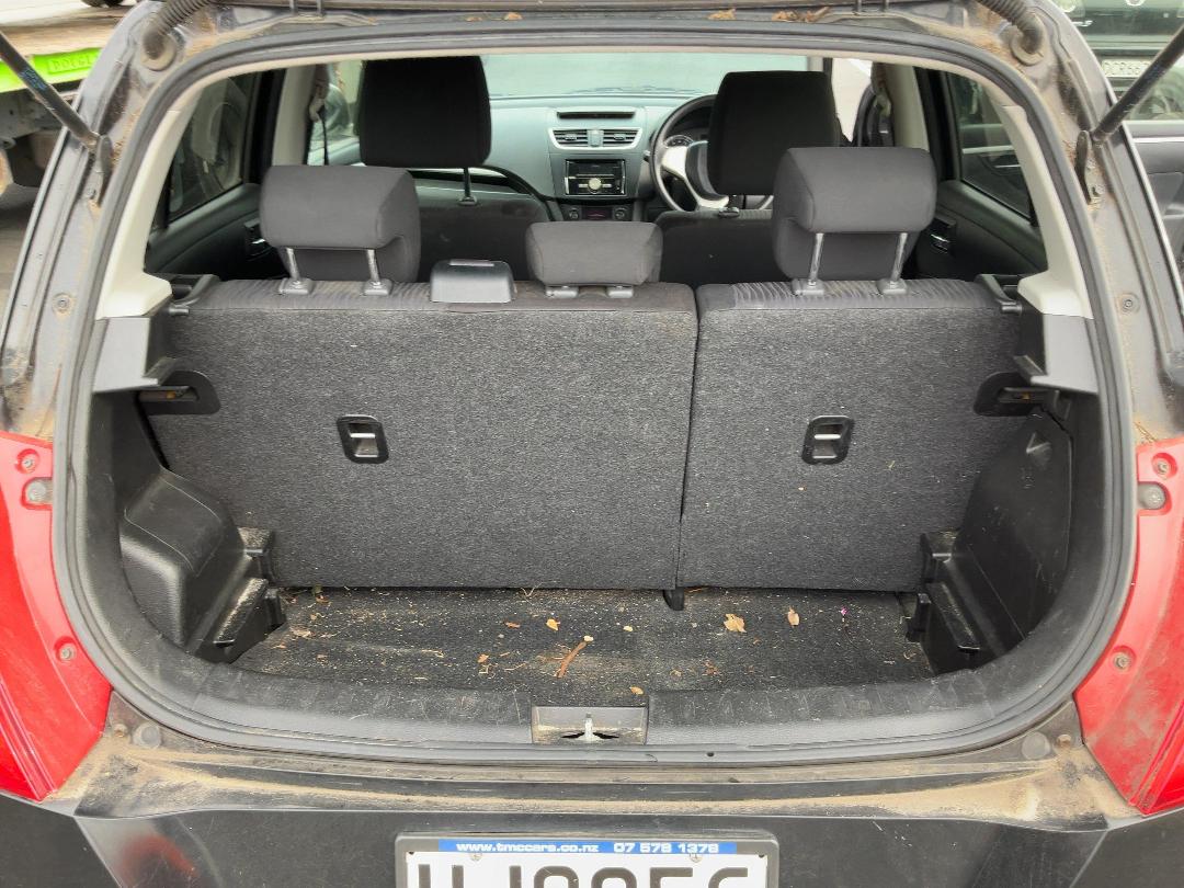 Photo '20' of Suzuki Swift