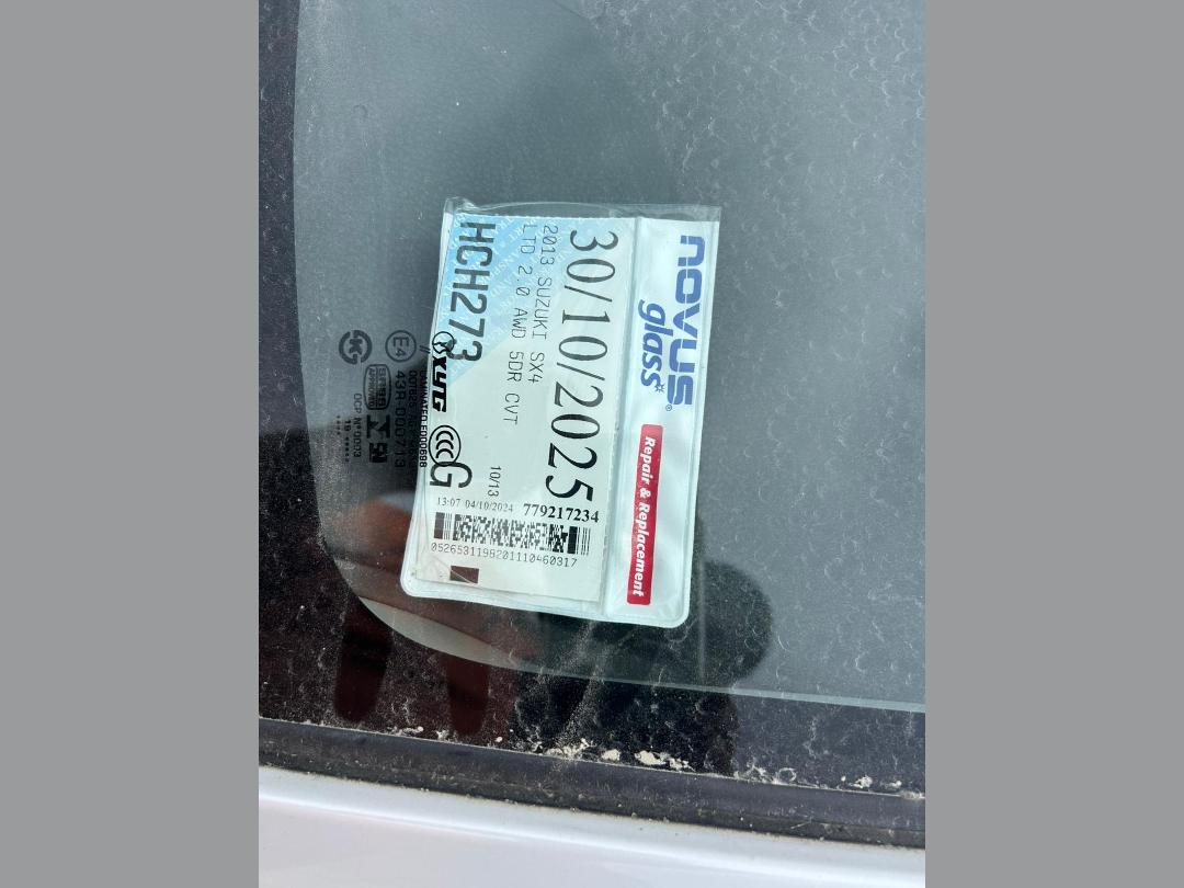 Photo '7' of Suzuki SX4 LTD Photo '7' of Suzuki SX4 LTD