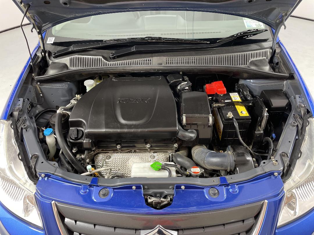 Photo '13' of Suzuki SX4 Photo '13' of Suzuki SX4