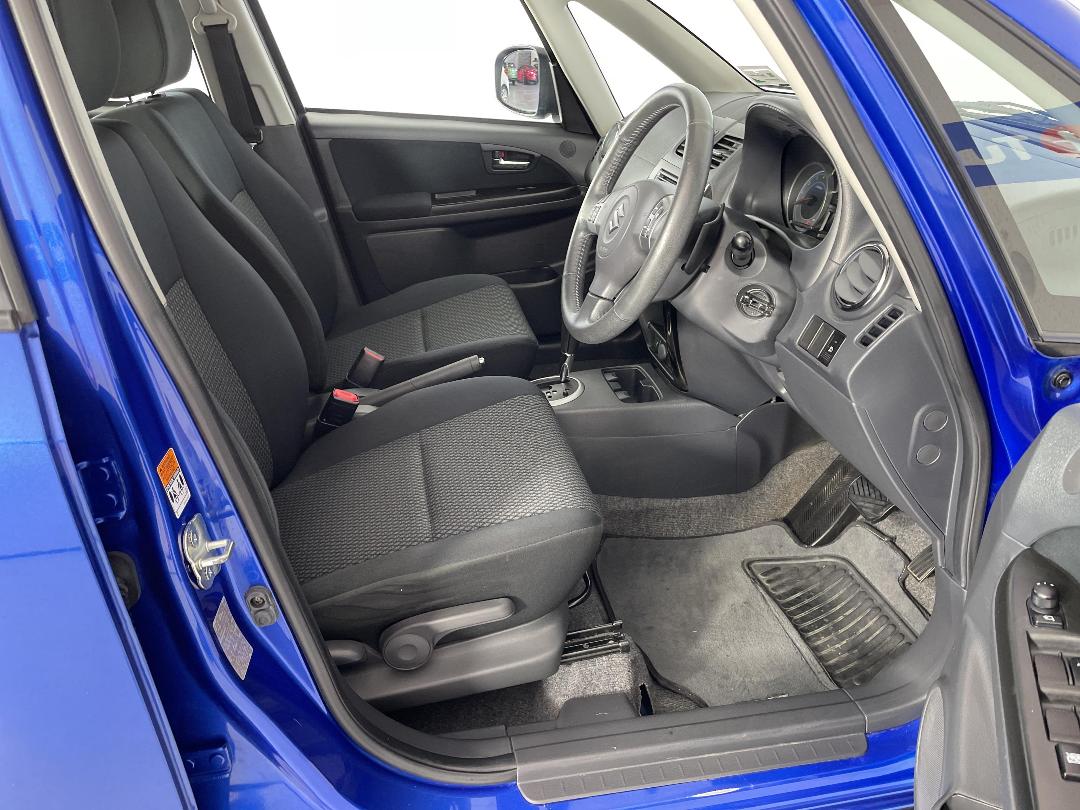 Photo '16' of Suzuki SX4 Photo '16' of Suzuki SX4