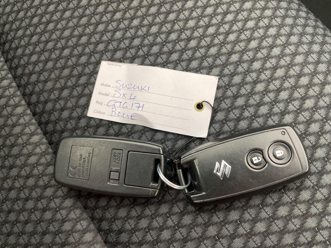 Photo '22' of Suzuki SX4 Photo '22' of Suzuki SX4