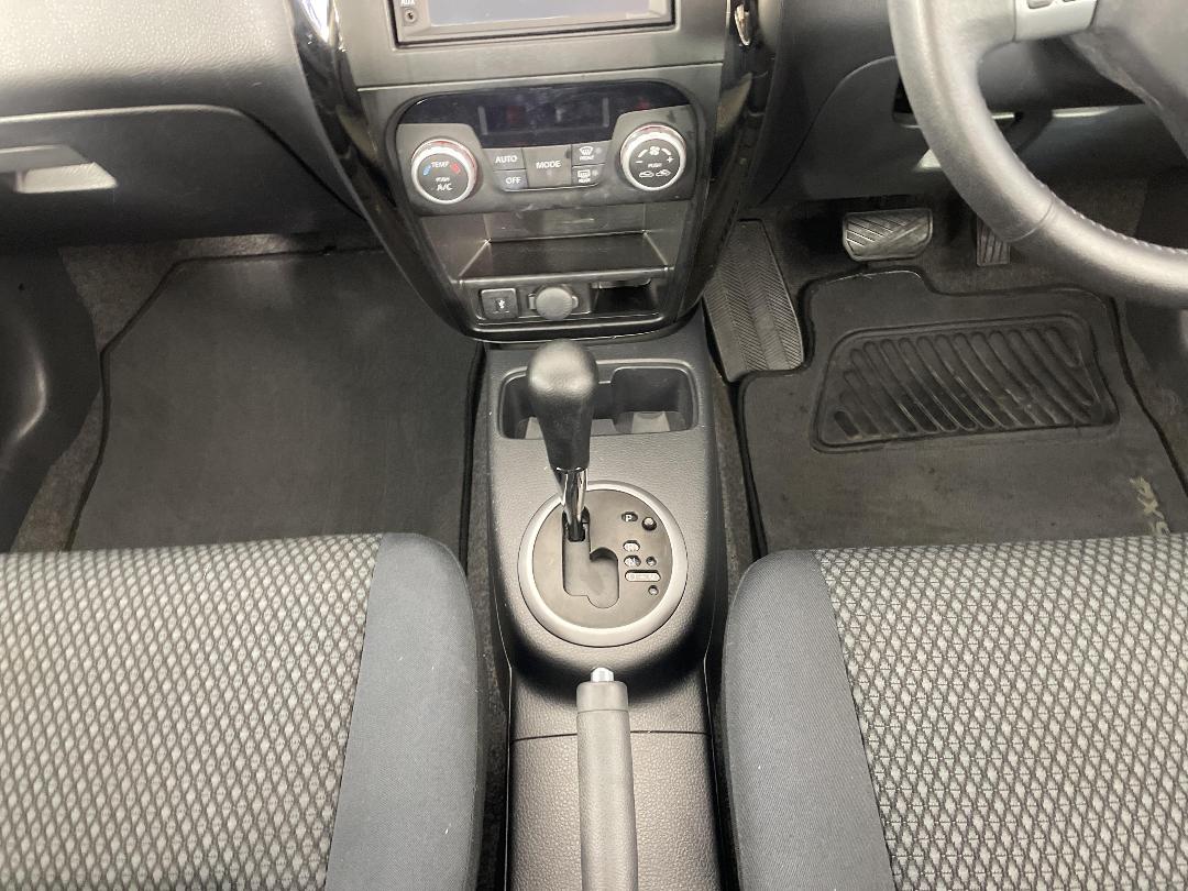 Photo '18' of Suzuki SX4 Photo '18' of Suzuki SX4