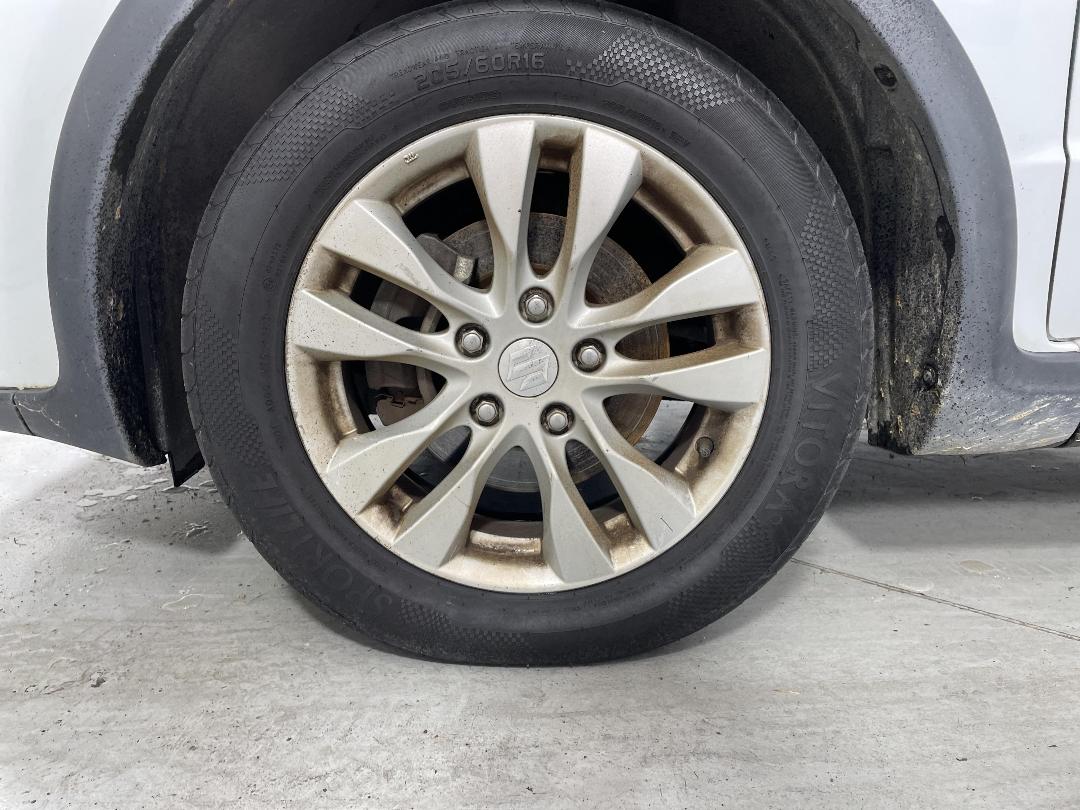 Photo '10' of Suzuki SX4 Photo '10' of Suzuki SX4