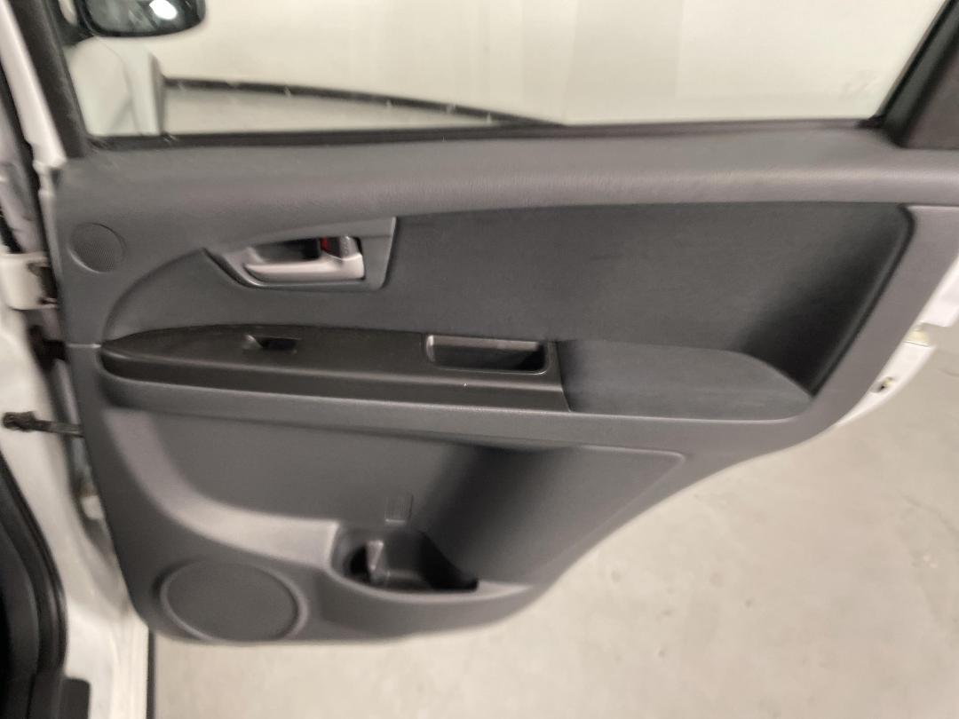 Photo '19' of Suzuki SX4 Photo '19' of Suzuki SX4