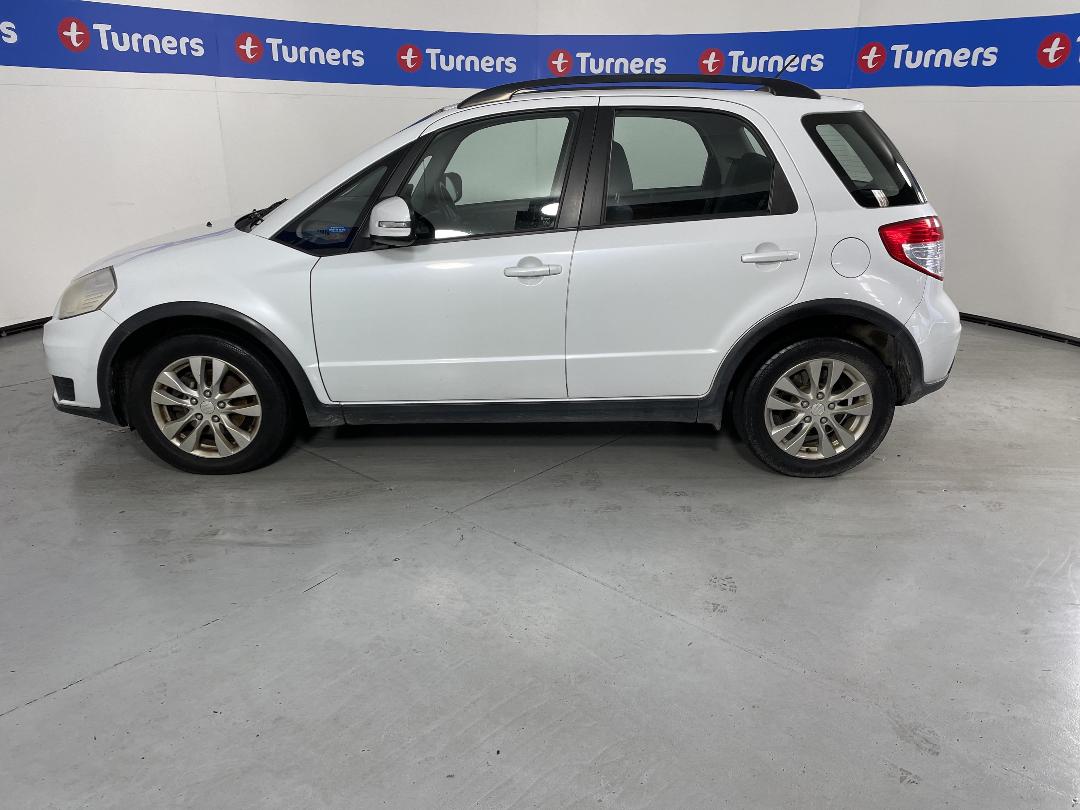 Photo '24' of Suzuki SX4 Photo '24' of Suzuki SX4