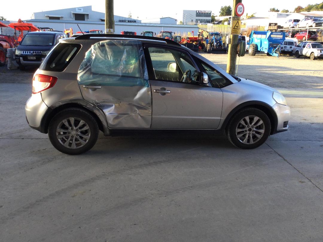 Photo '4' of Suzuki SX4 GLX