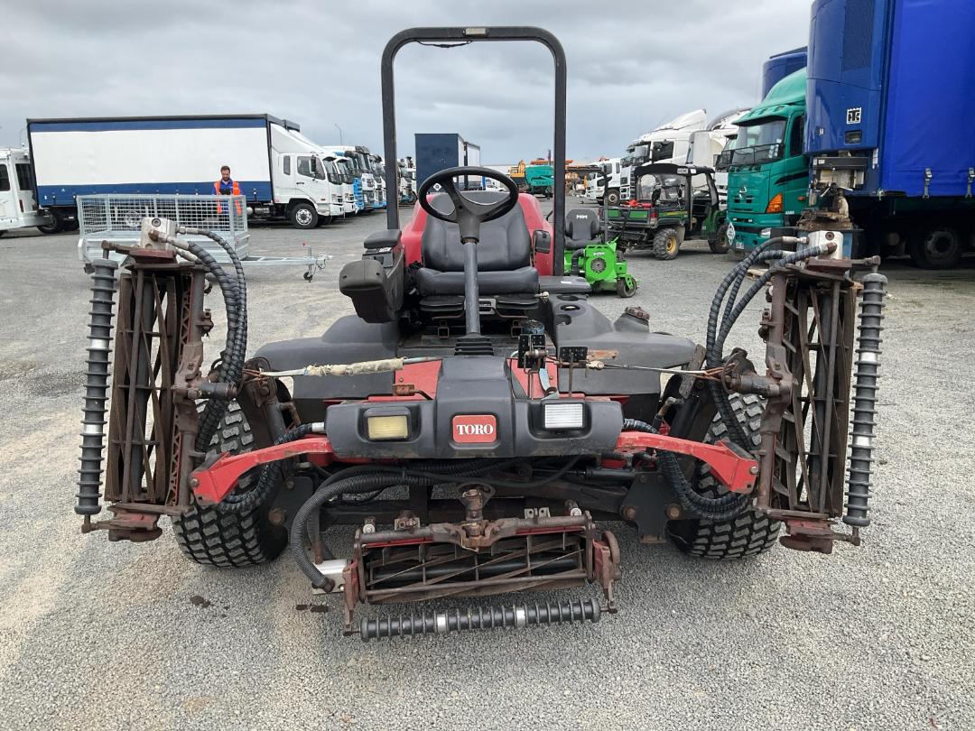 Photo '10' of Toro Reelmaster 7000 Lawnmower