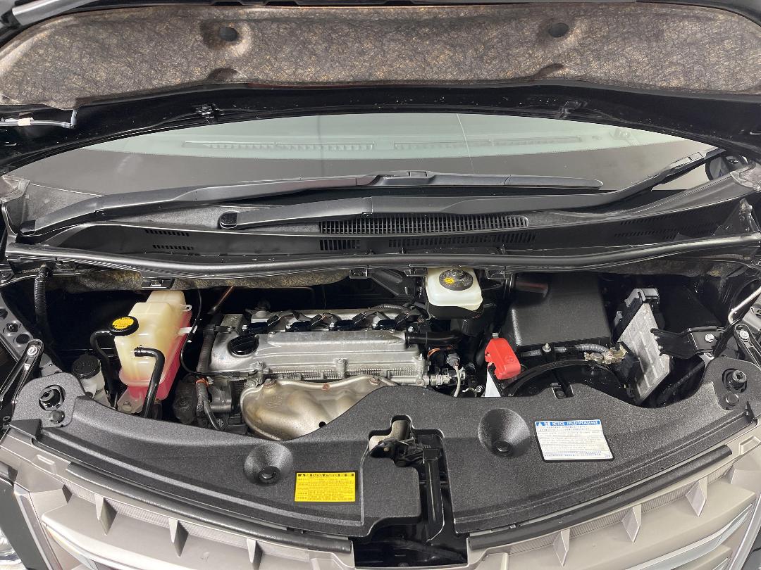 Photo '13' of Toyota Alphard