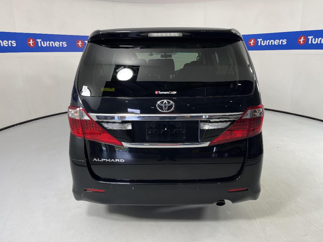 Photo '6' of Toyota Alphard