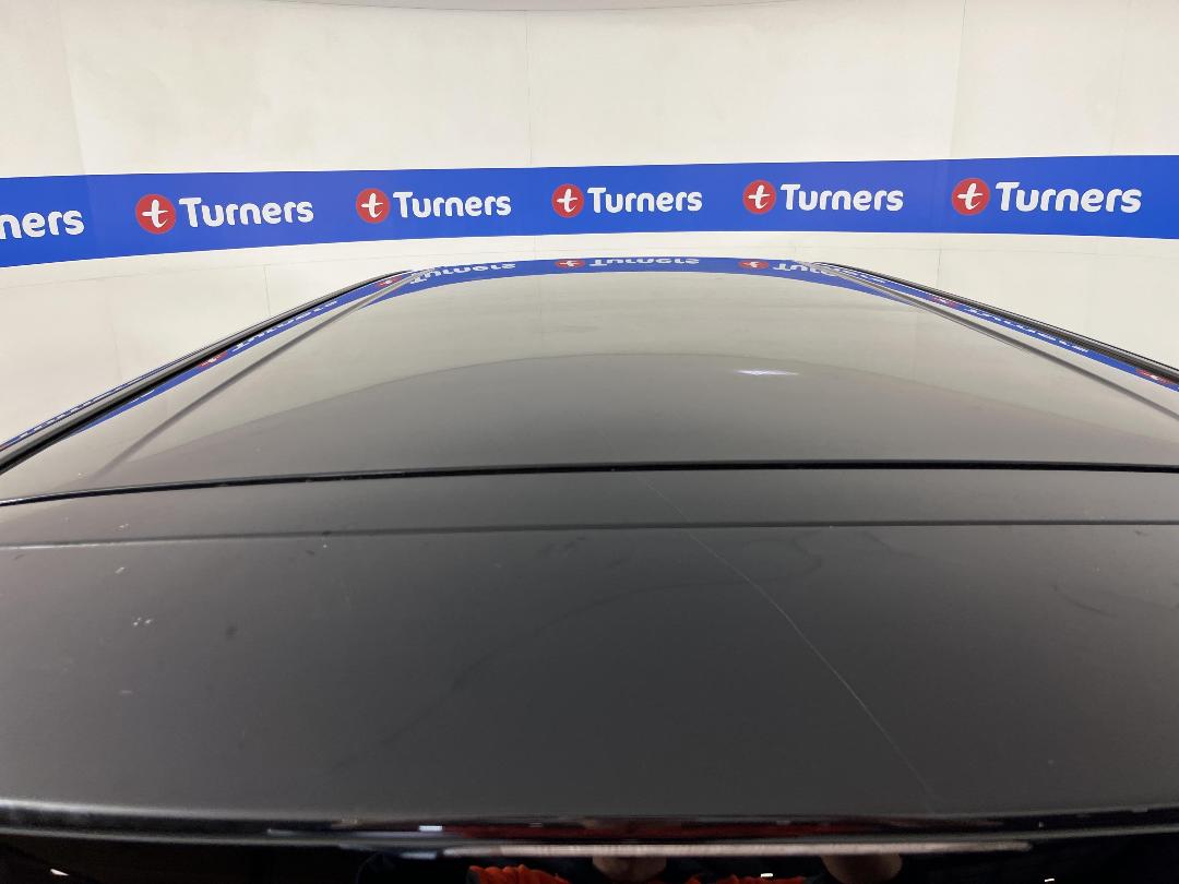 Photo '23' of Toyota Alphard