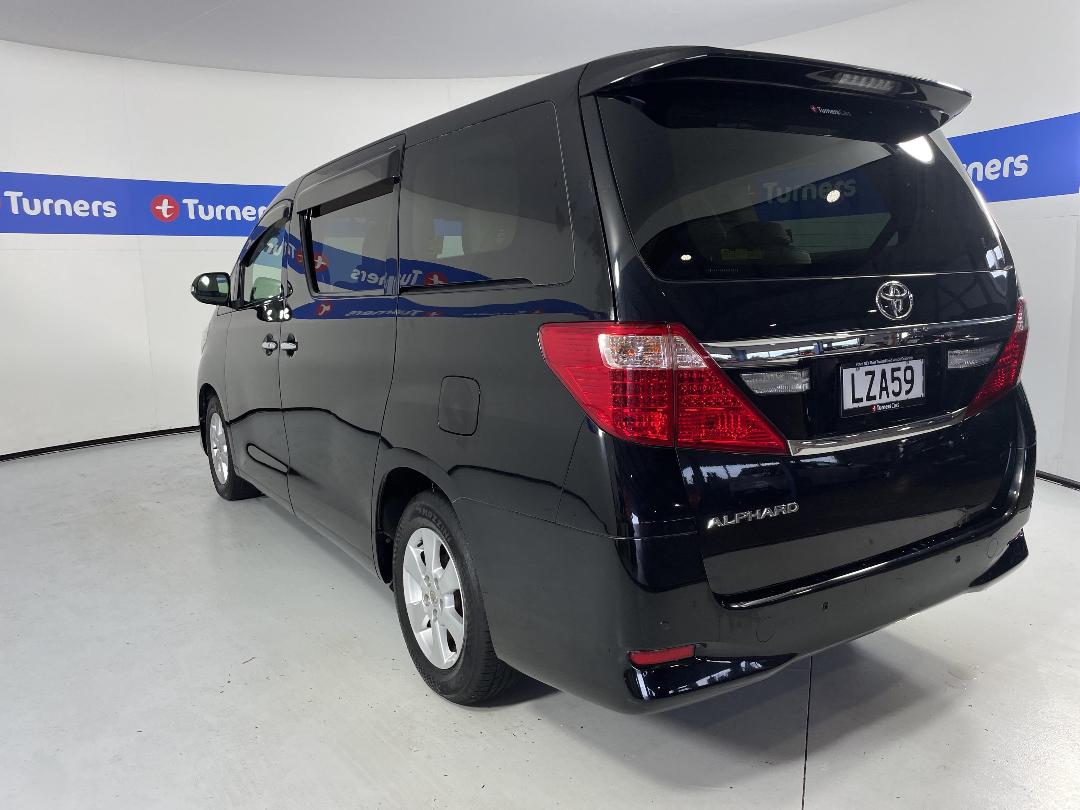 Photo '5' of Toyota Alphard