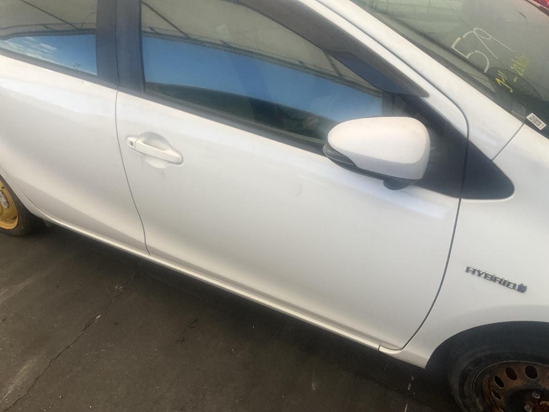 Photo '3' of Toyota Aqua