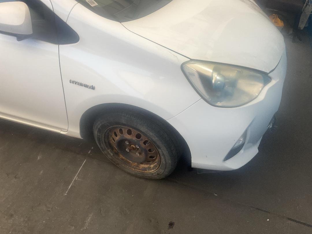 Photo '4' of Toyota Aqua