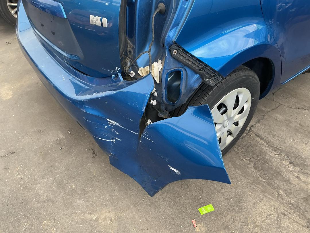 Photo '12' of Toyota Aqua Hybrid Photo '12' of Toyota Aqua Hybrid