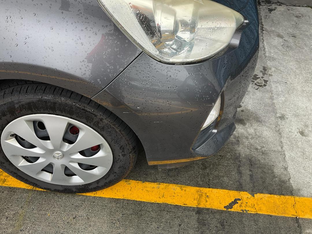 Photo '3' of Toyota Aqua Hybrid