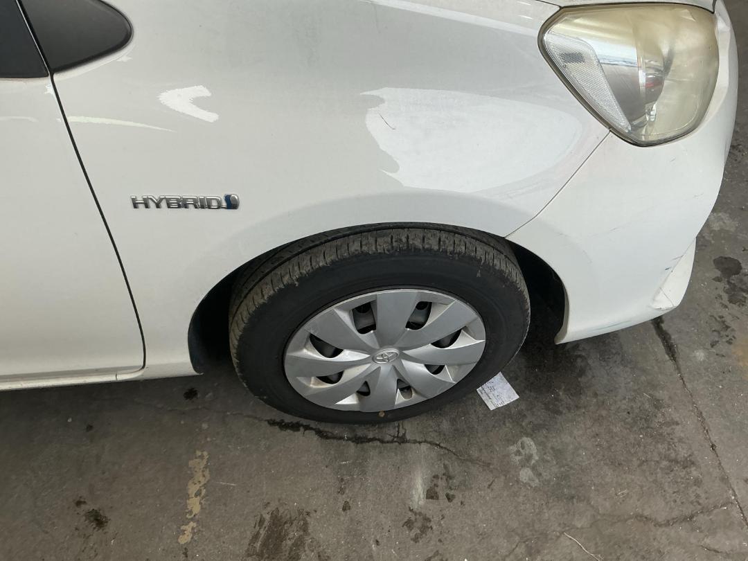 Photo '16' of Toyota Aqua