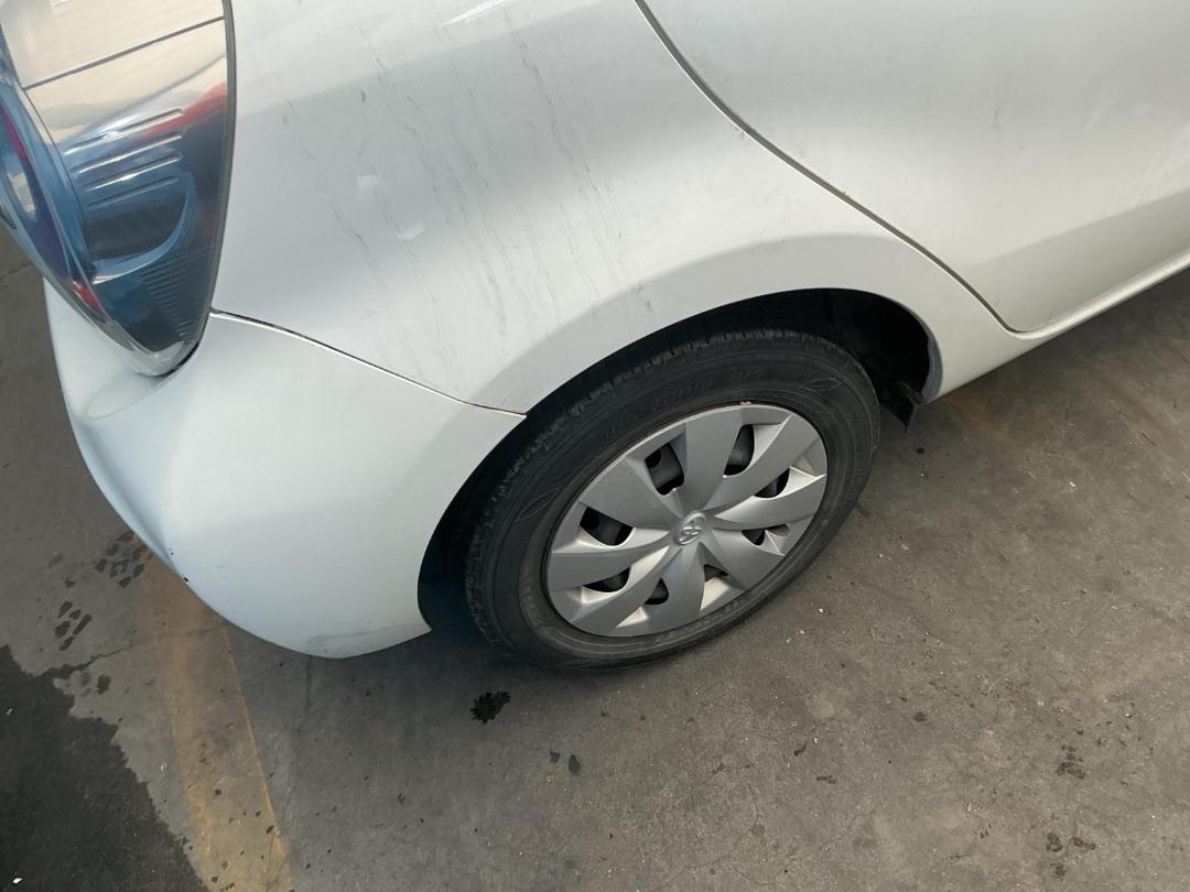 Photo '19' of Toyota Aqua